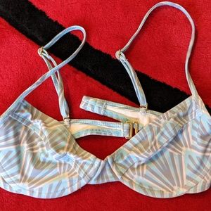l*space Intimates & Sleepwear - L*Space swim suit top l*space Intimates & Sleepwear - L*Space swim suit top